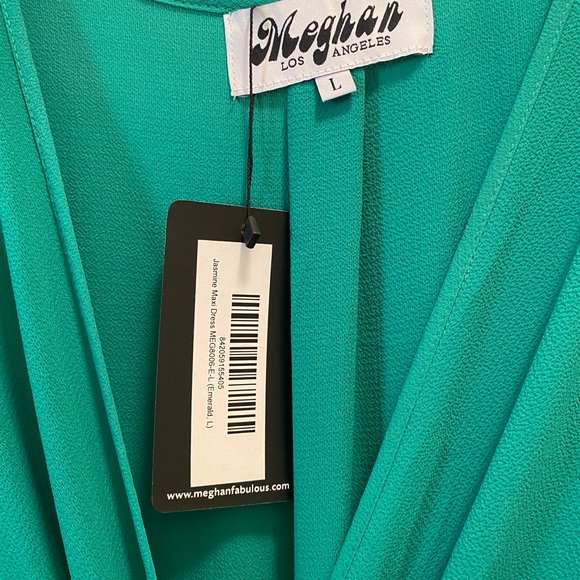 Meghan Los Angeles Jasmine Green Maxi dress short sleeve. NWT size L - Picture 3 of 4